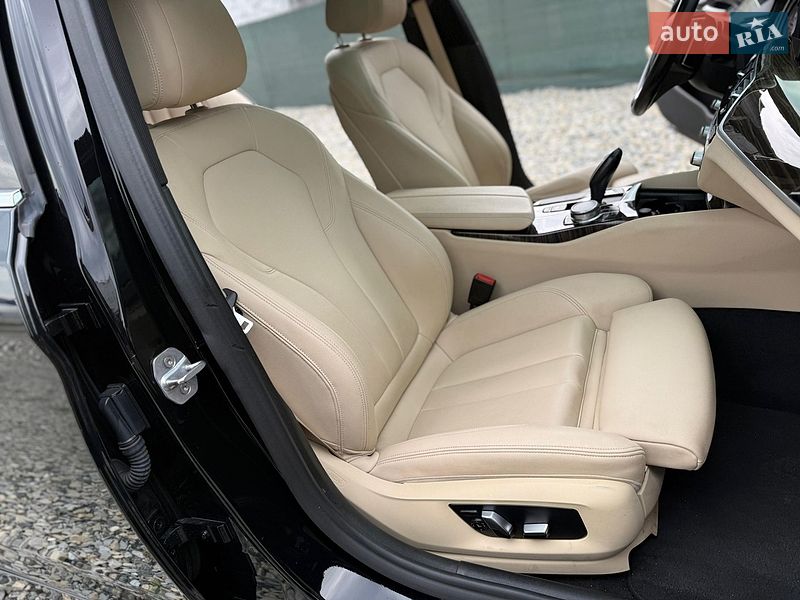 Седан BMW 5 Series 2018 в Ивано-Франковске