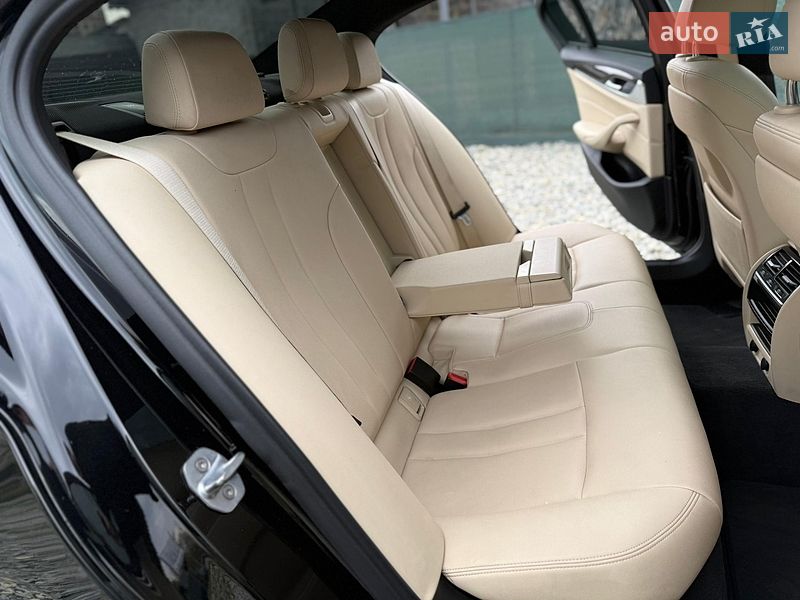 Седан BMW 5 Series 2018 в Ивано-Франковске