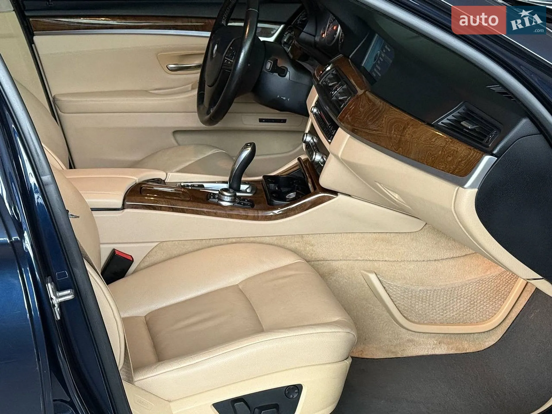 2011 BMW 5er - мініатюра 16