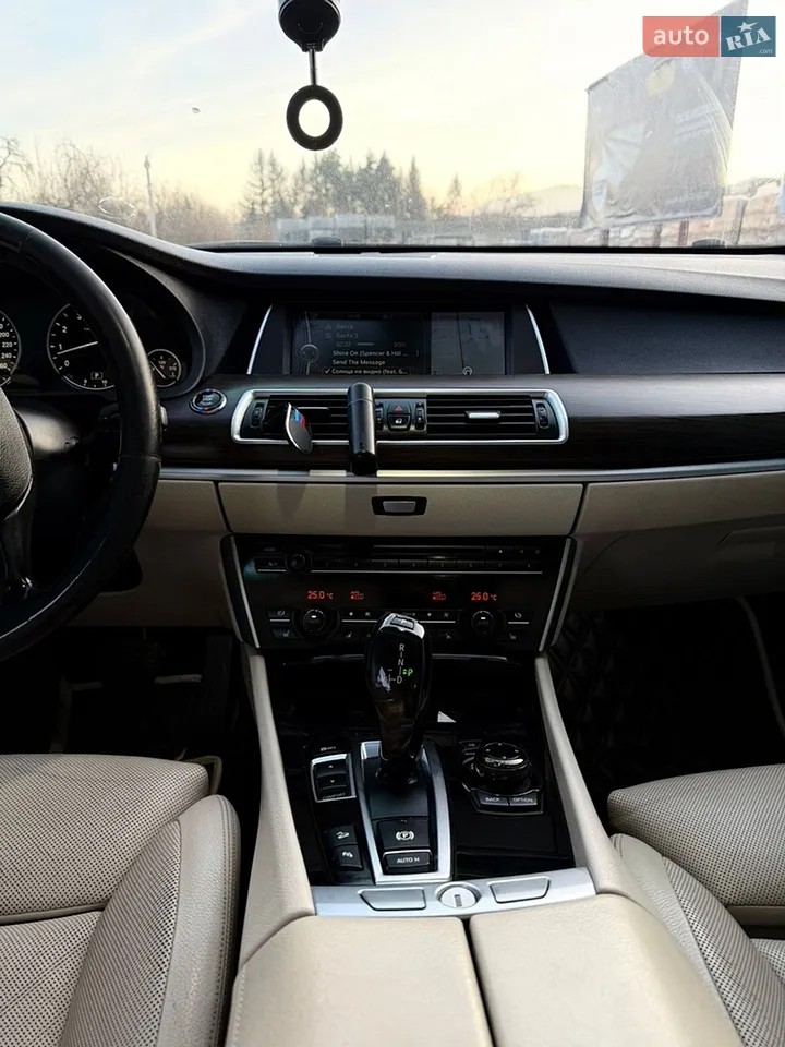 2010 BMW 5er - мініатюра 24
