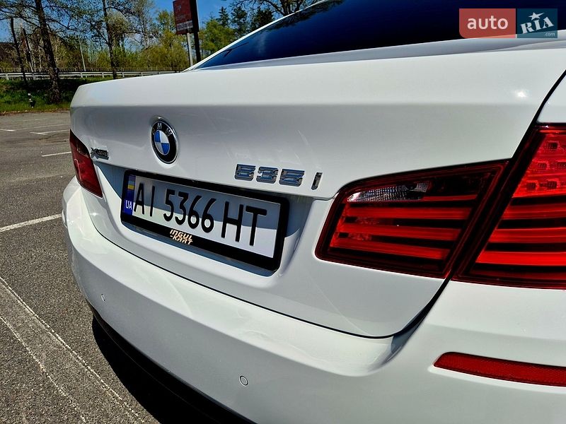 Седан BMW 5 Series 2013 в Киеве