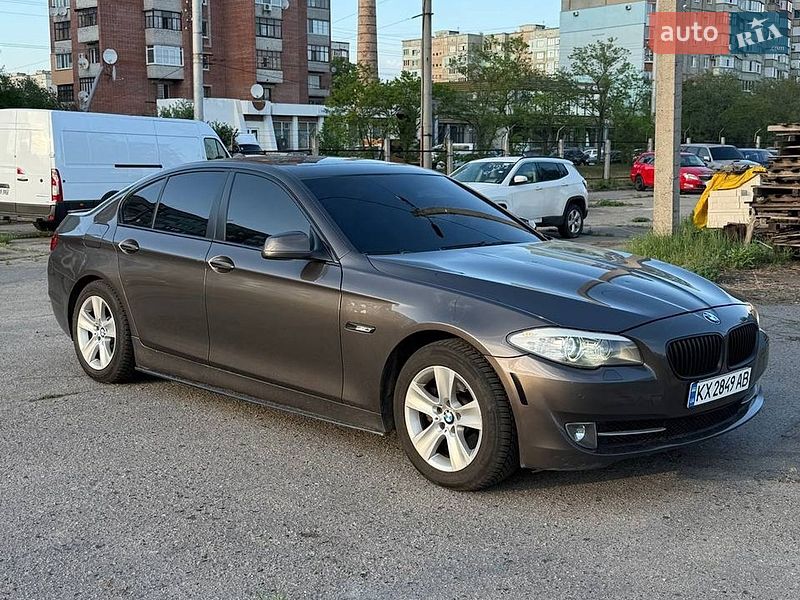 Седан BMW 5 Series 2011 в Полтаве
