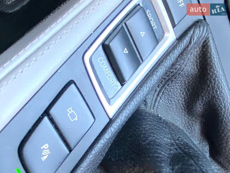 Универсал BMW 5 Series 2012 в Ровно