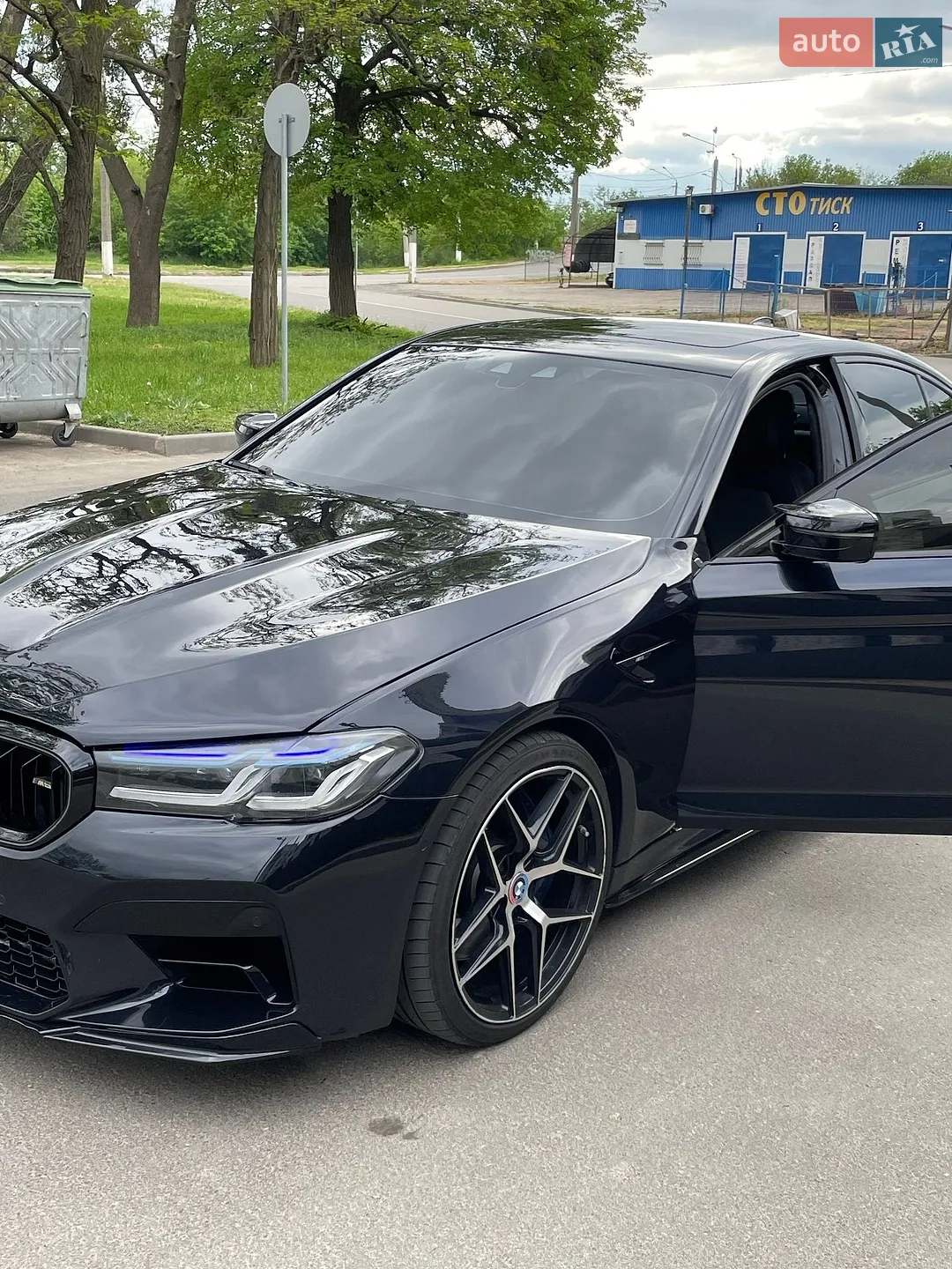 2017 BMW 5er - мініатюра 2