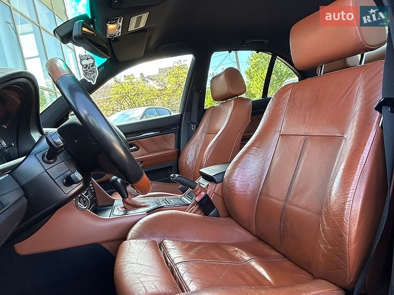 Седан BMW 5 Series 2003 в Николаеве