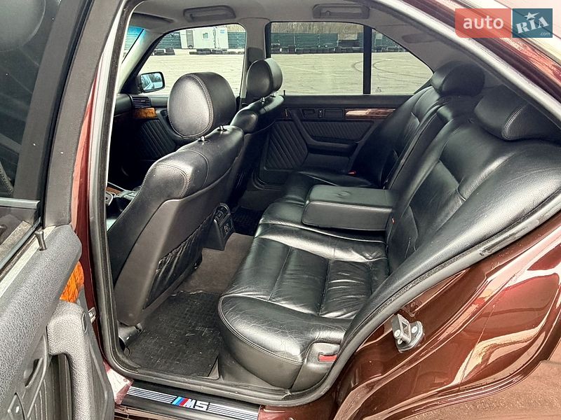 Седан BMW 5 Series 1994 в Киеве