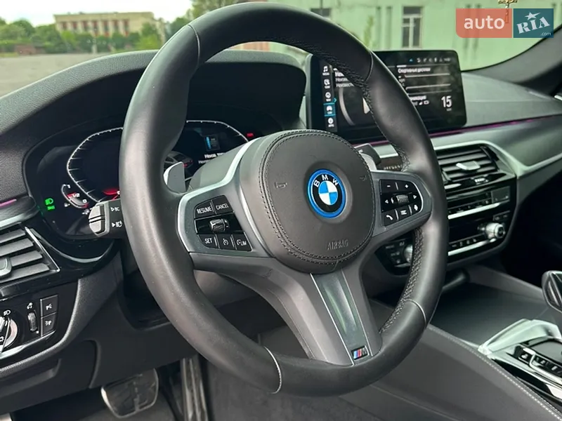 BMW 5 Series 2022 VIN WBA13AG08PCM36169 фото оголошення 35 з 102