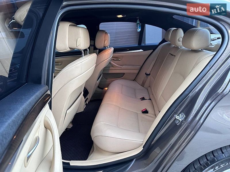 Седан BMW 5 Series 2012 в Хмельницком