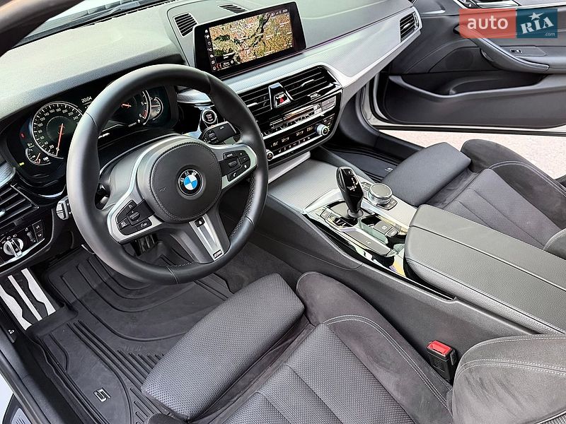 Седан BMW 5 Series 2017 в Киеве