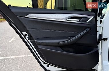 Седан BMW 5 Series 2017 в Киеве