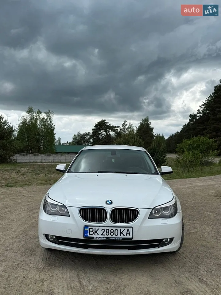 2011 BMW 5er - мініатюра 16