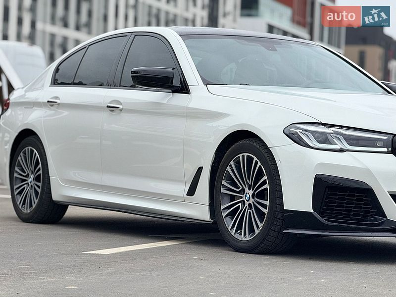 Седан BMW 5 Series 2018 в Ровно фото 14 Седан BMW 5 Series 2018 в Ровно