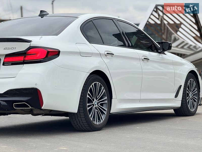 Седан BMW 5 Series 2018 в Ровно фото 38 Седан BMW 5 Series 2018 в Ровно