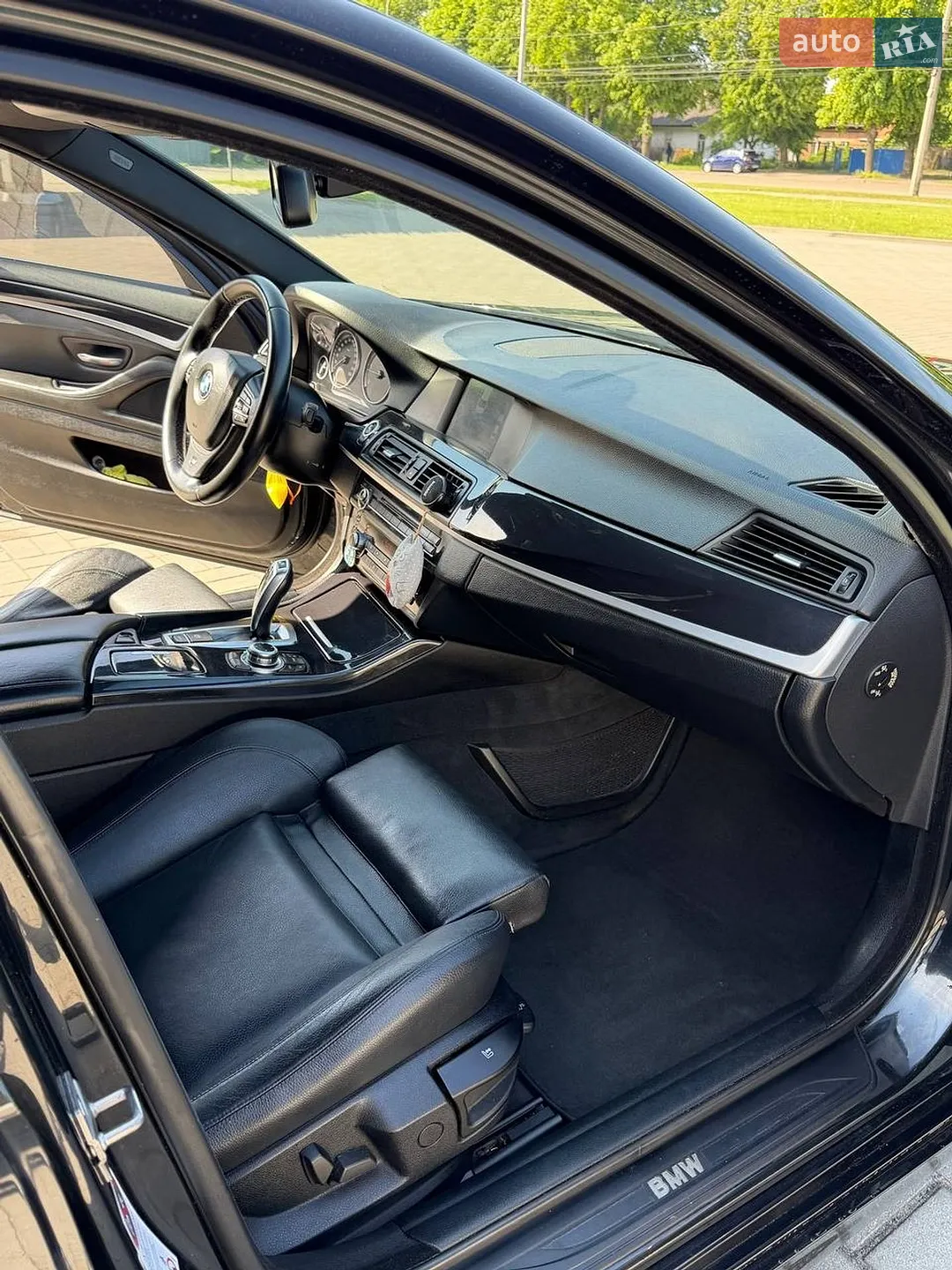 2011 BMW 5er - мініатюра 8