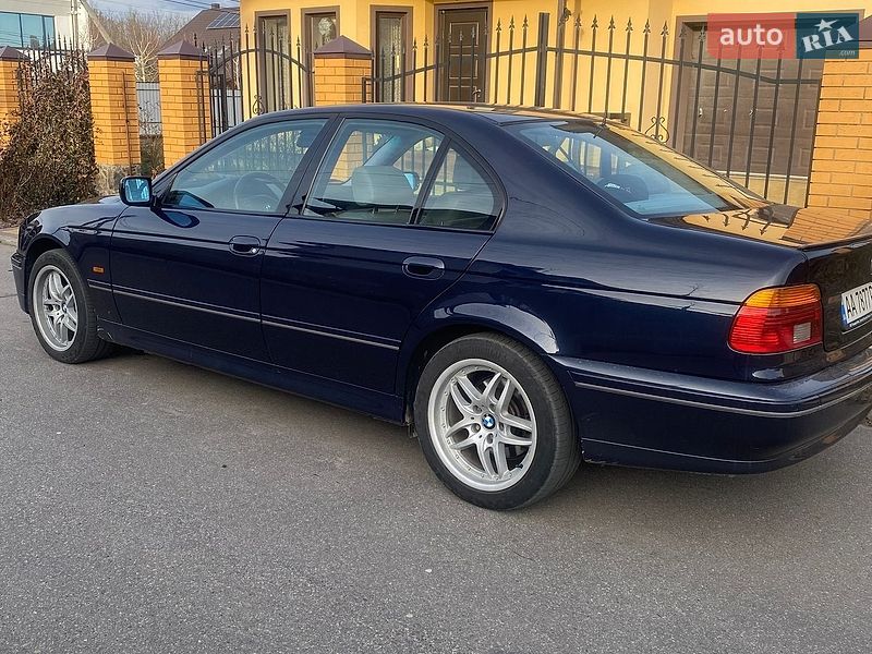 BMW 5 Series 2000