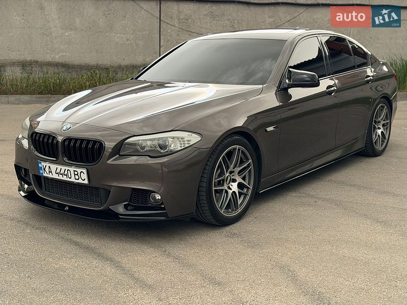 Седан BMW 5 Series 2011 в Киеве