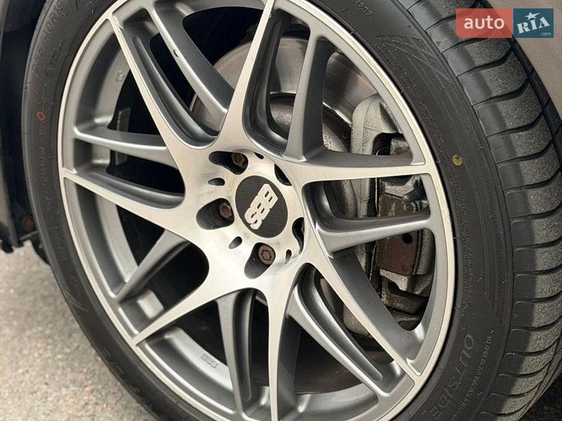 Седан BMW 5 Series 2011 в Киеве