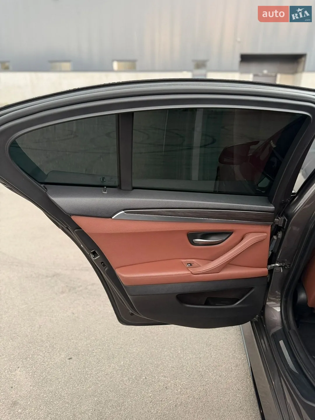 2011 BMW 5er - мініатюра 17