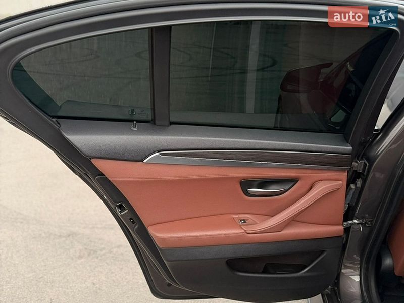 Седан BMW 5 Series 2011 в Киеве