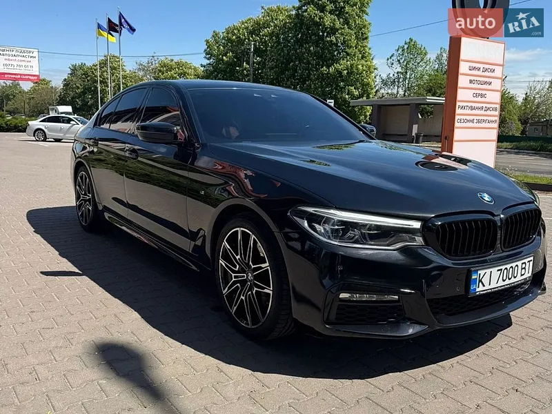 BMW 5 Series 2019 VIN WBAJE7C55KWW25433 фото оголошення 23 з 68