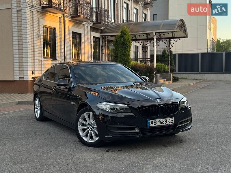 Седан BMW 5 Series 2015 в Виннице