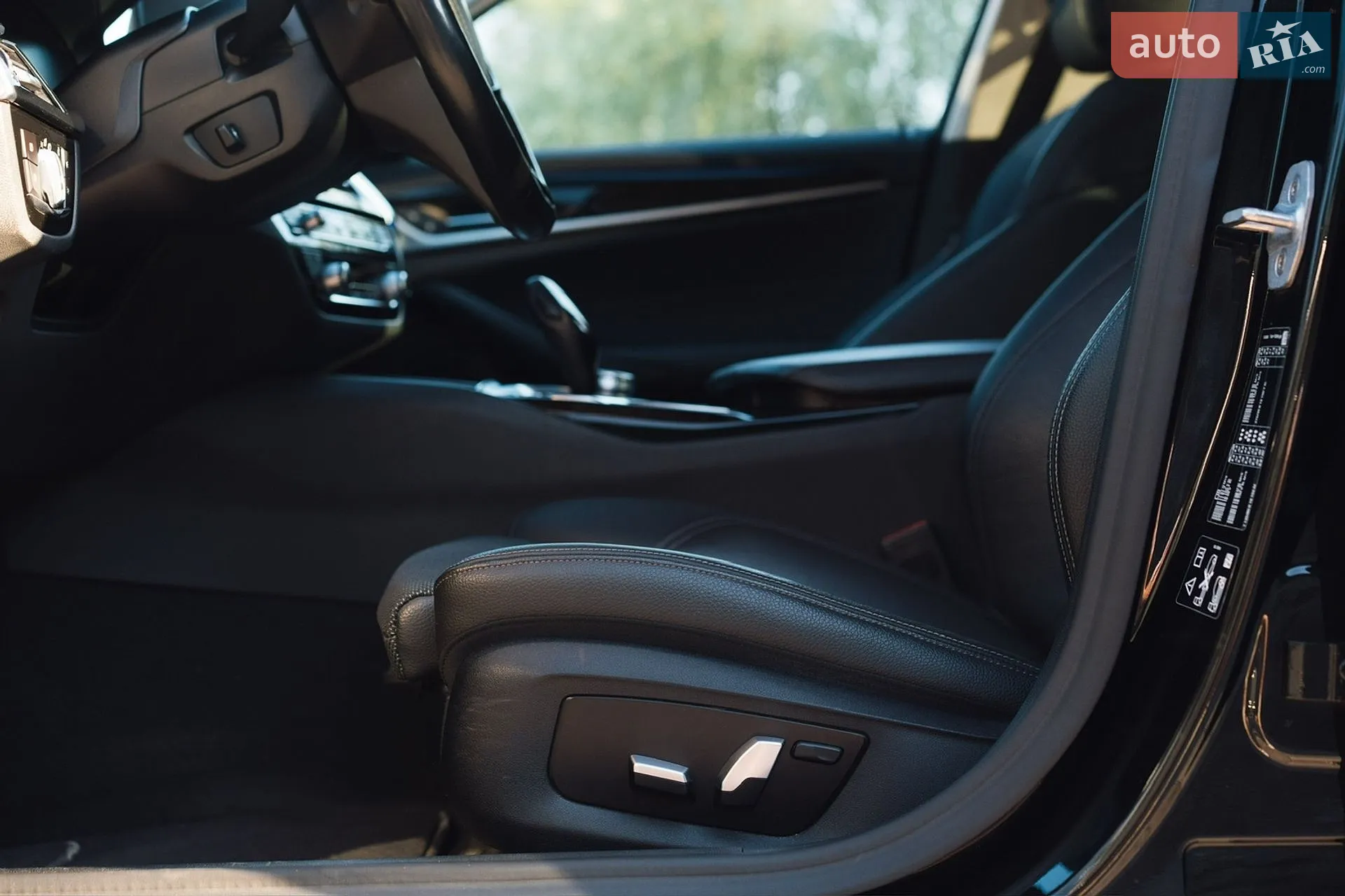 2019 BMW 5er - мініатюра 18