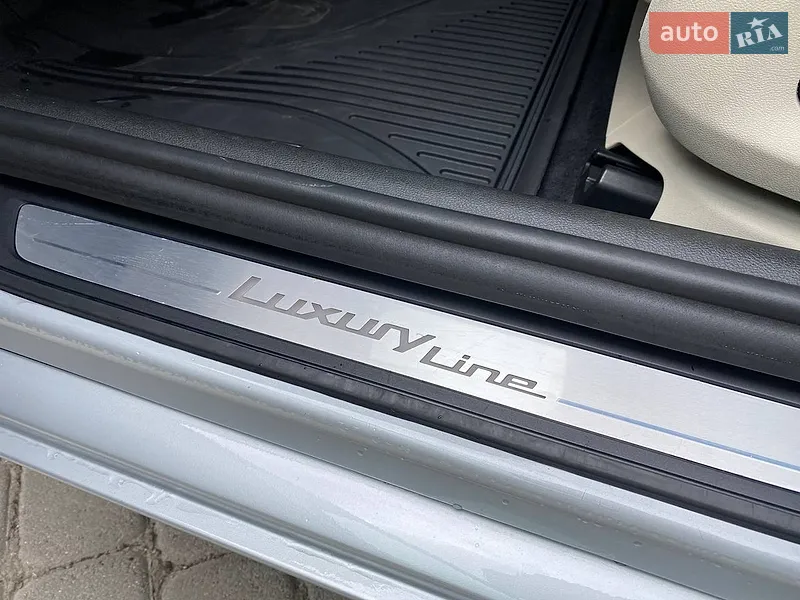 BMW 5 Series 2017 VIN WBAJD51080BC81425 фото оголошення 27 з 76