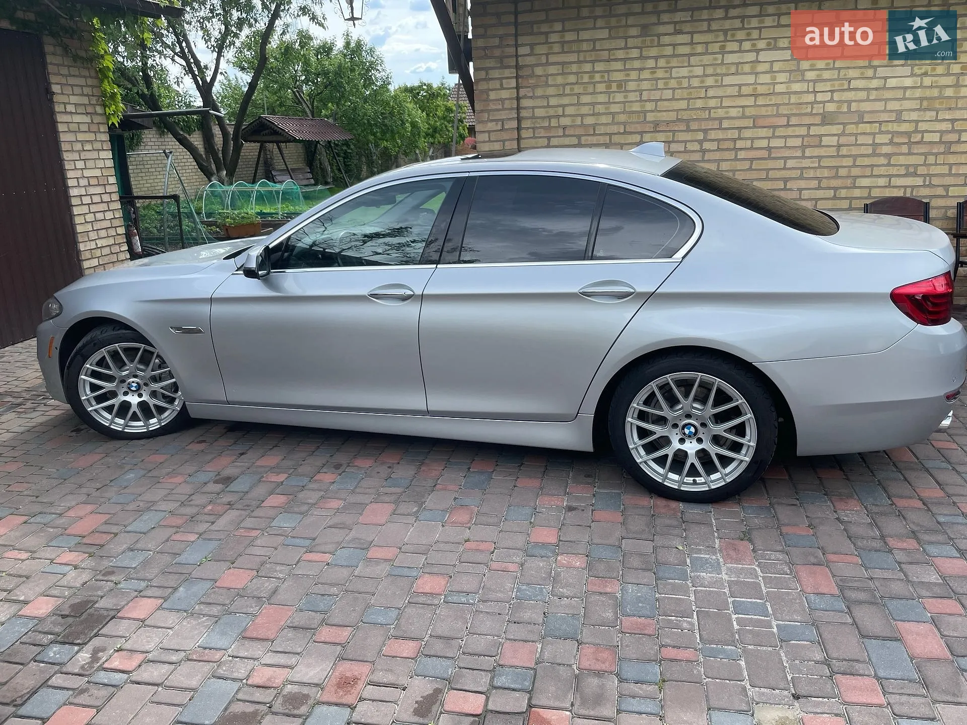 2015 BMW 5er - мініатюра 3