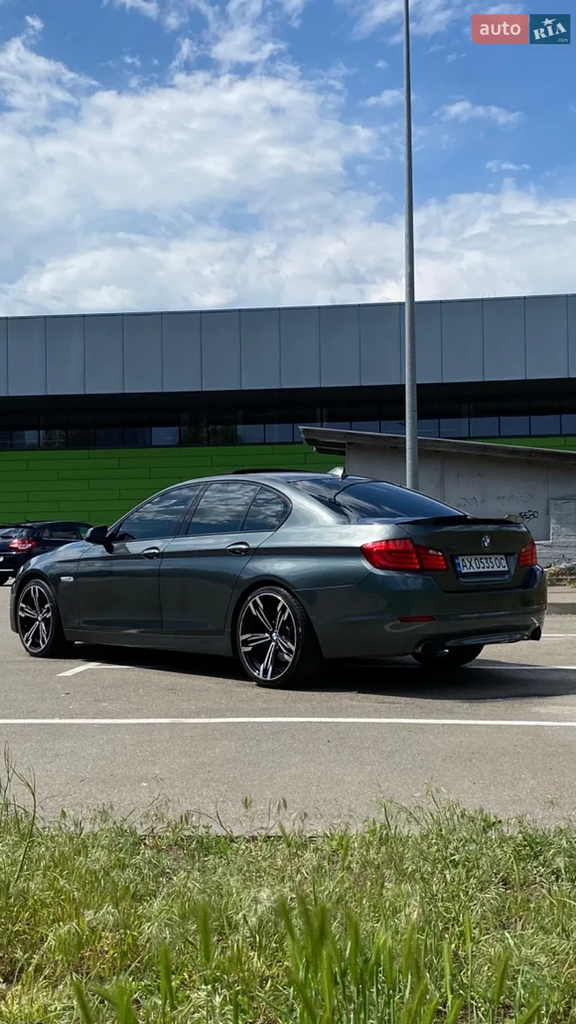 2011 BMW 5er - мініатюра 2