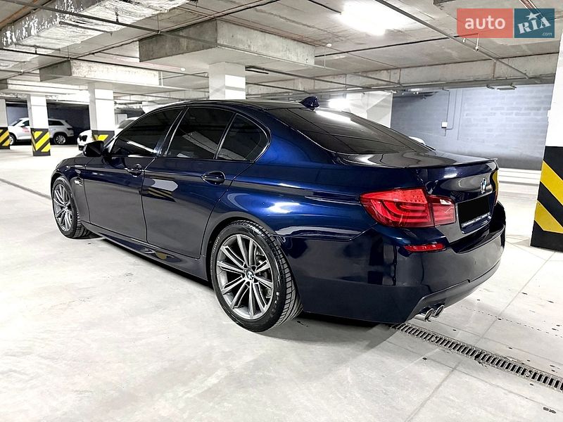 Седан BMW 5 Series 2012 в Днепре