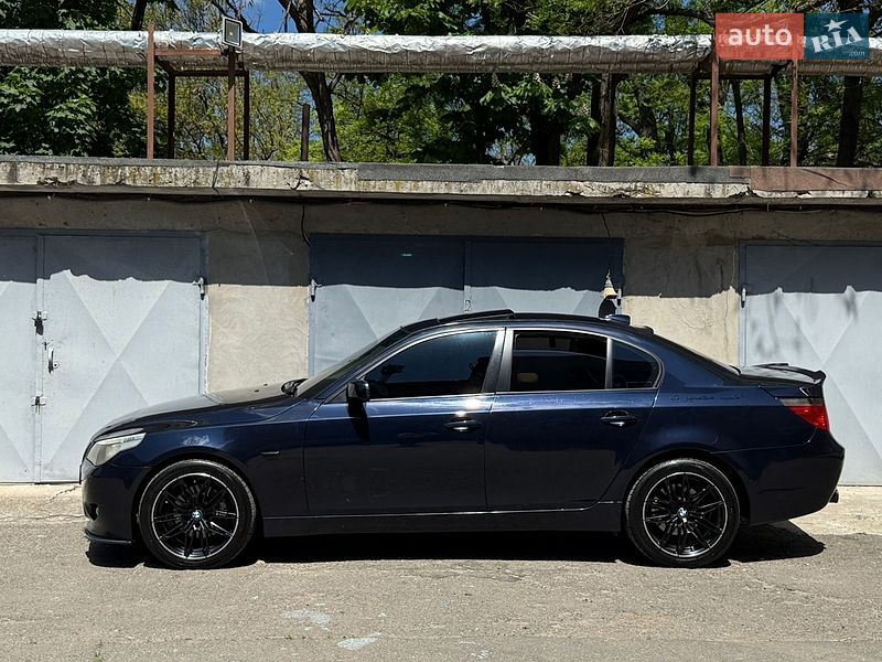 Седан BMW 5 Series 2006 в Одессе