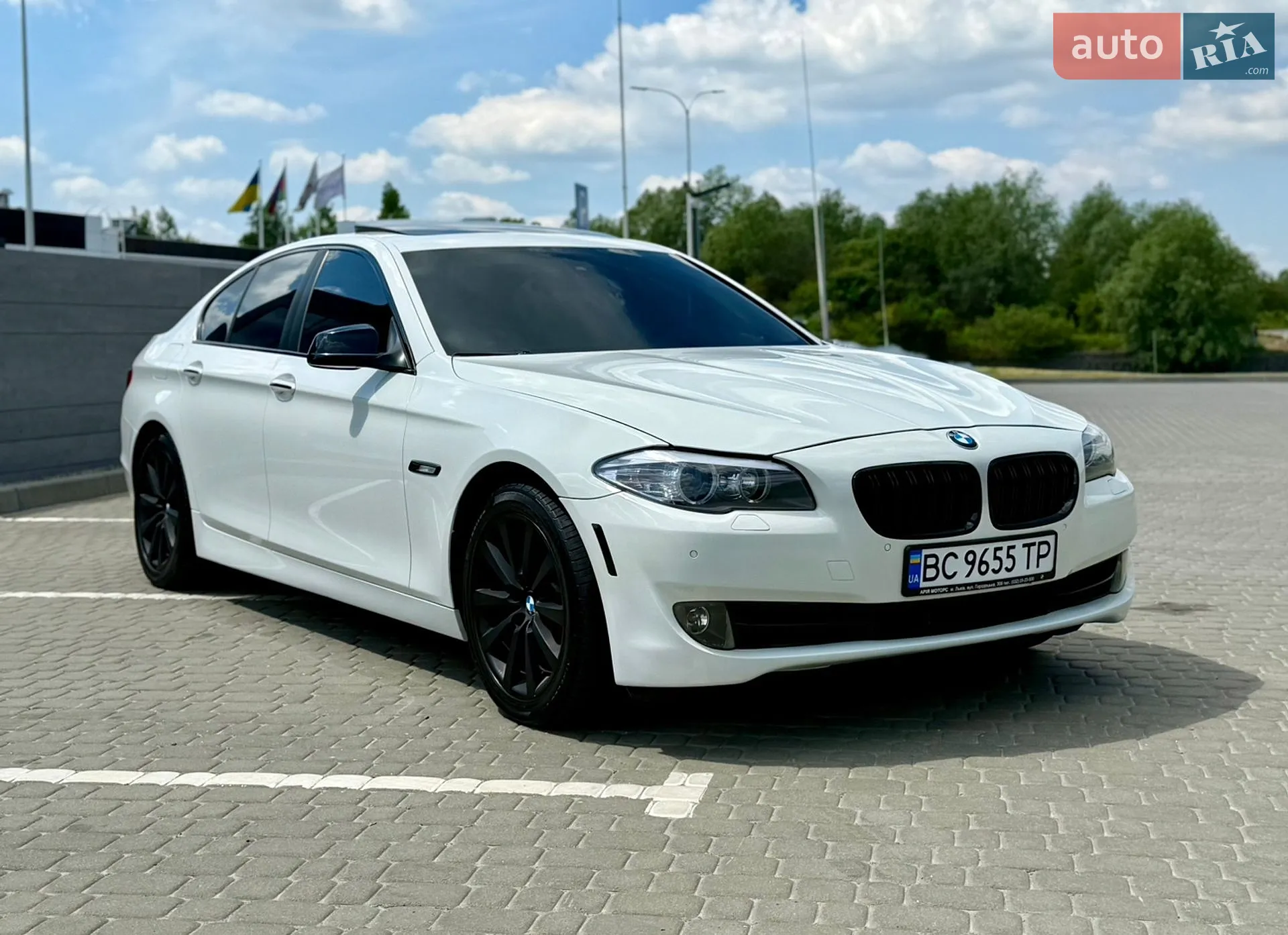 2011 BMW 5er - мініатюра 3