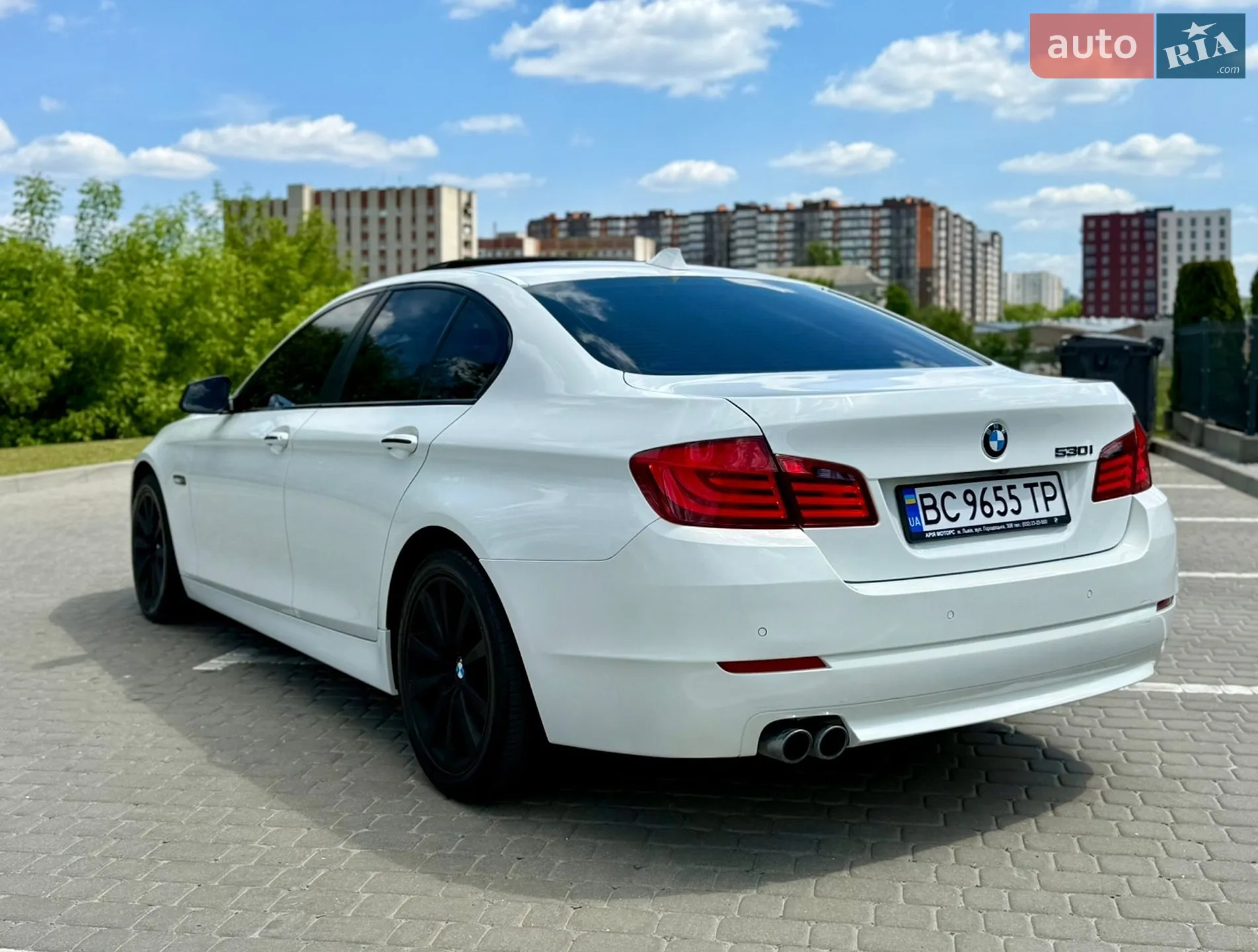 2011 BMW 5er - мініатюра 11