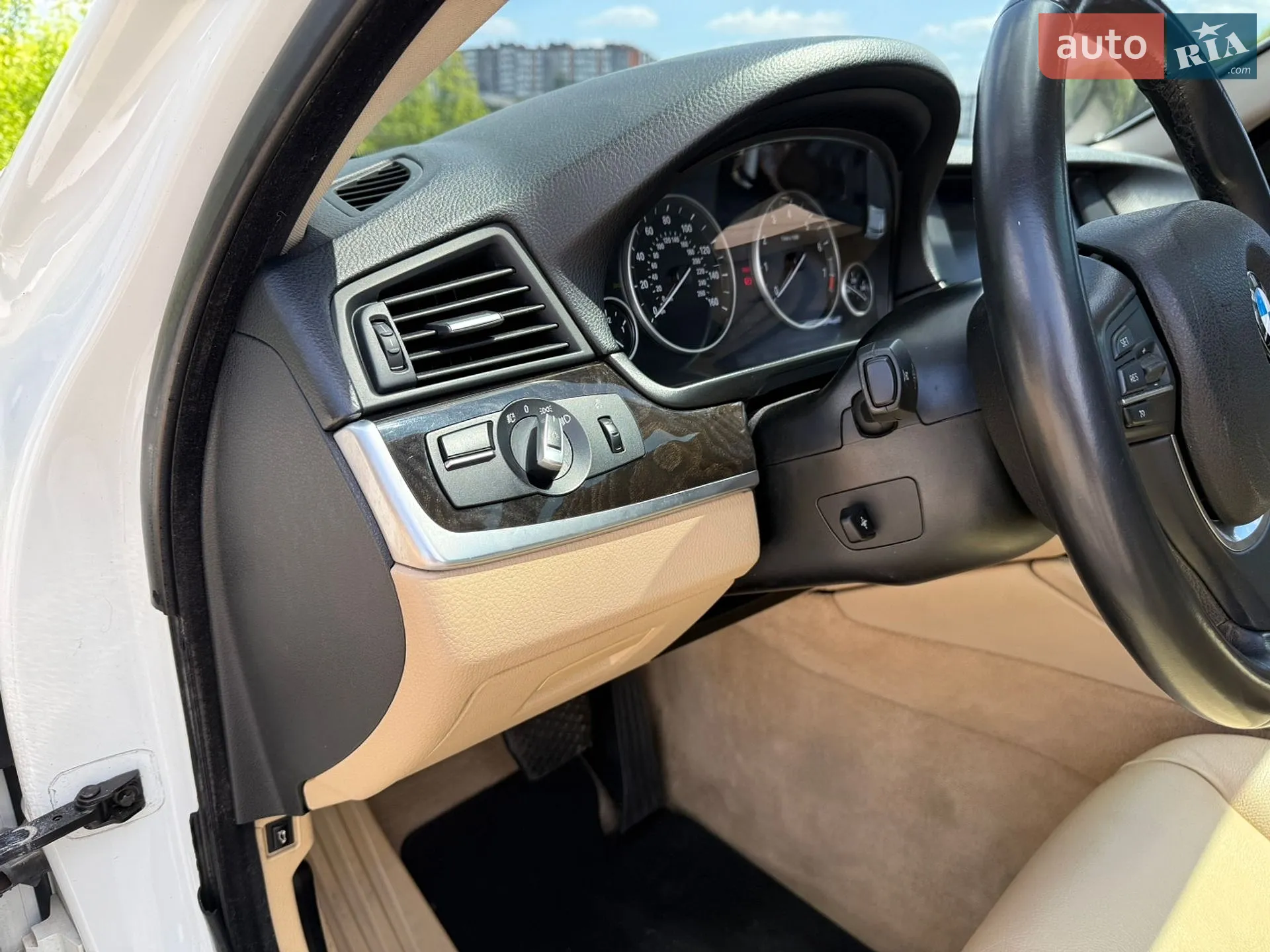 2011 BMW 5er - мініатюра 27
