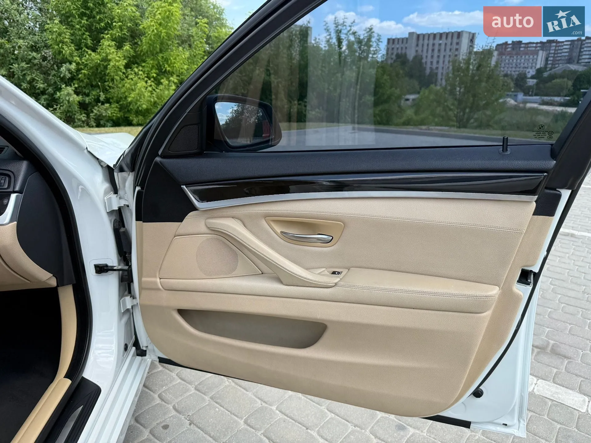 2011 BMW 5er - мініатюра 29