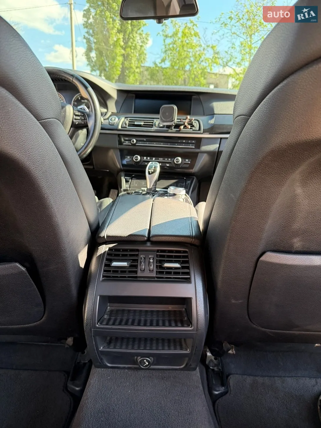 2010 BMW 5er - мініатюра 20