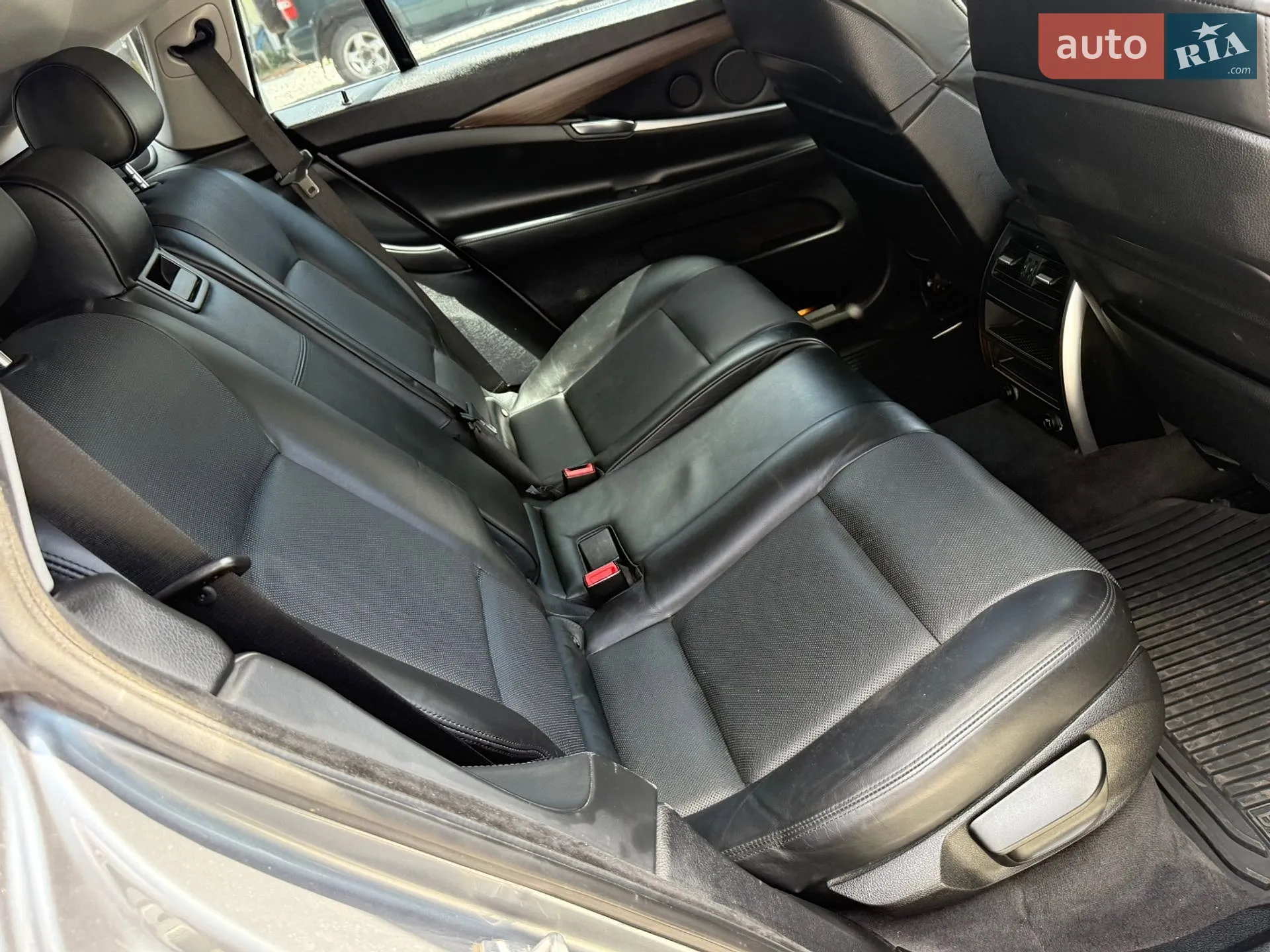 2010 BMW 5er - мініатюра 29