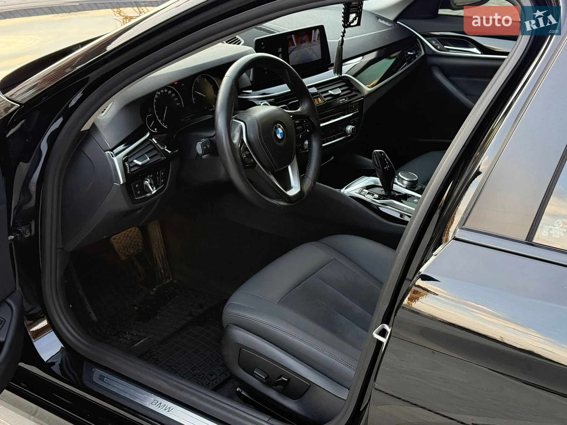 2017 BMW 5er - мініатюра 37