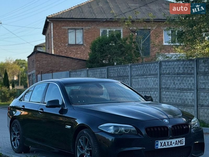 Седан BMW 5 Series 2012 в Мостиске