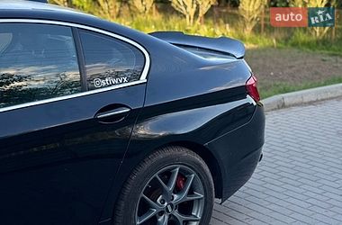 Седан BMW 5 Series 2012 в Мостиске