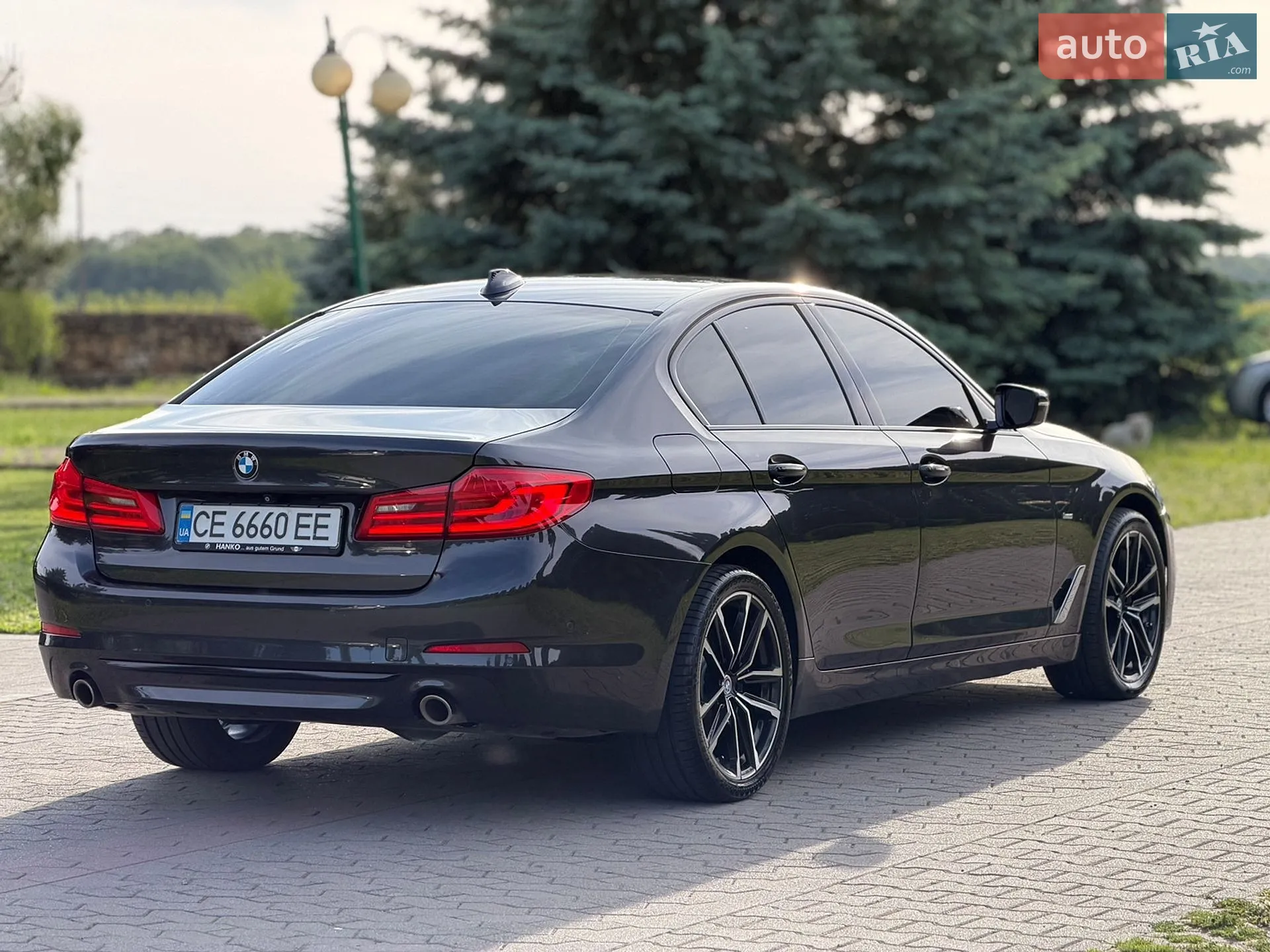 2017 BMW 5er - мініатюра 31