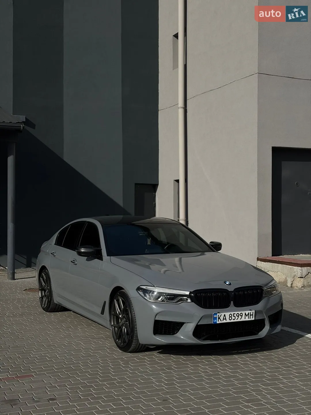 2017 BMW 5er - мініатюра 2