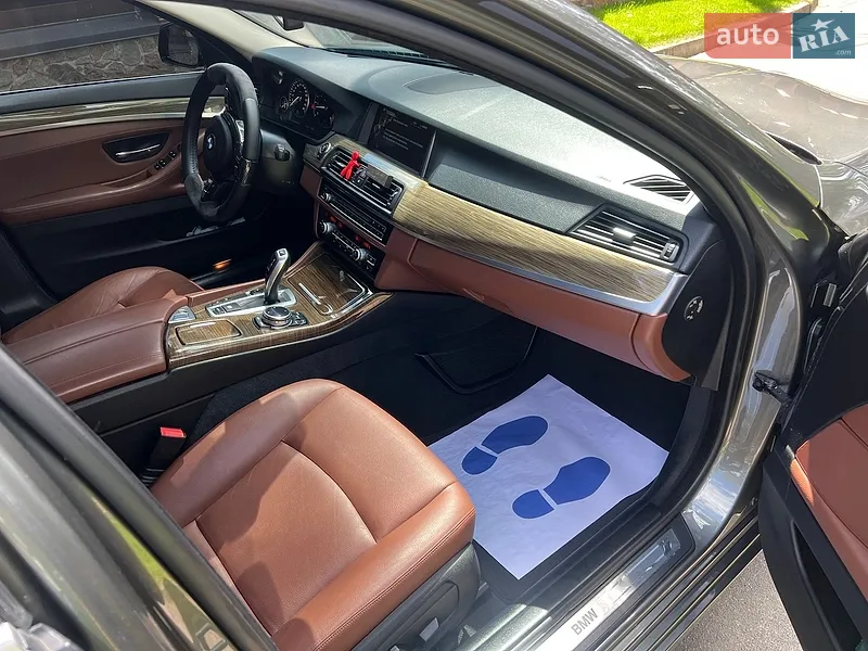 BMW 5 Series 2014 VIN WBA5D31080D576855 фото оголошення 11 з 61