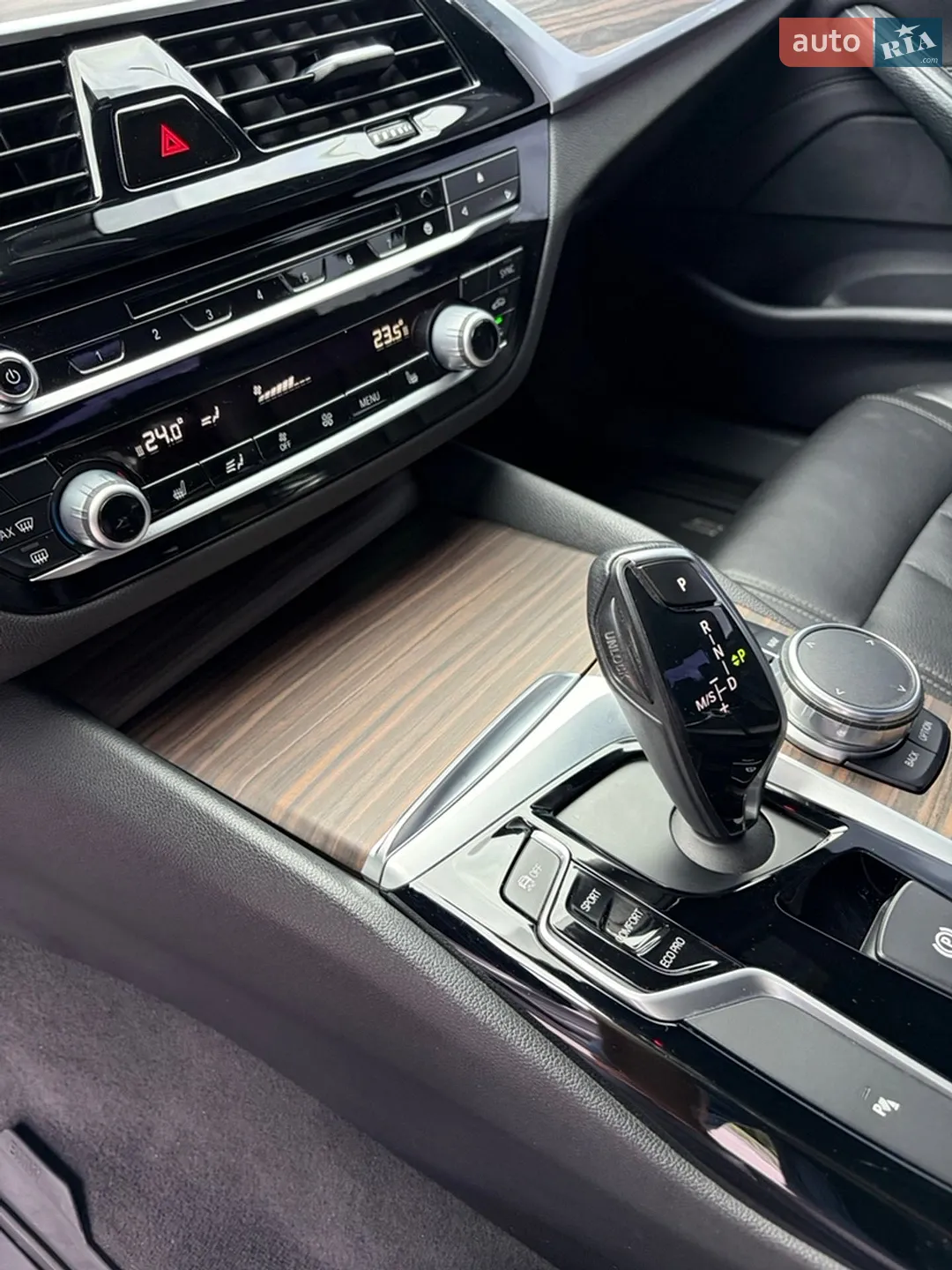 2017 BMW 5er - мініатюра 29