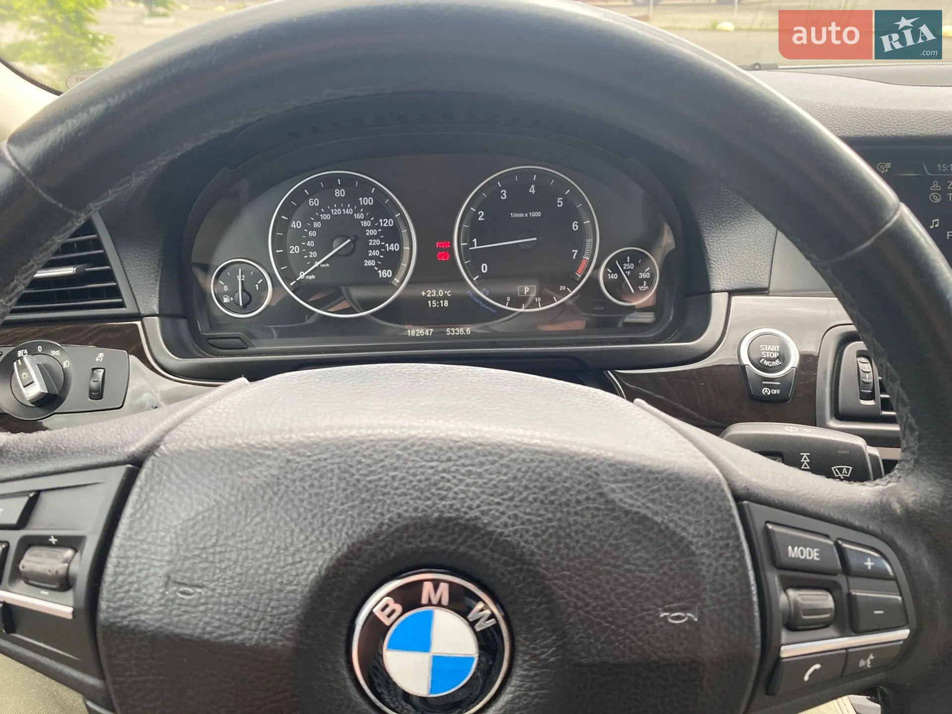 2012 BMW 5er - мініатюра 11