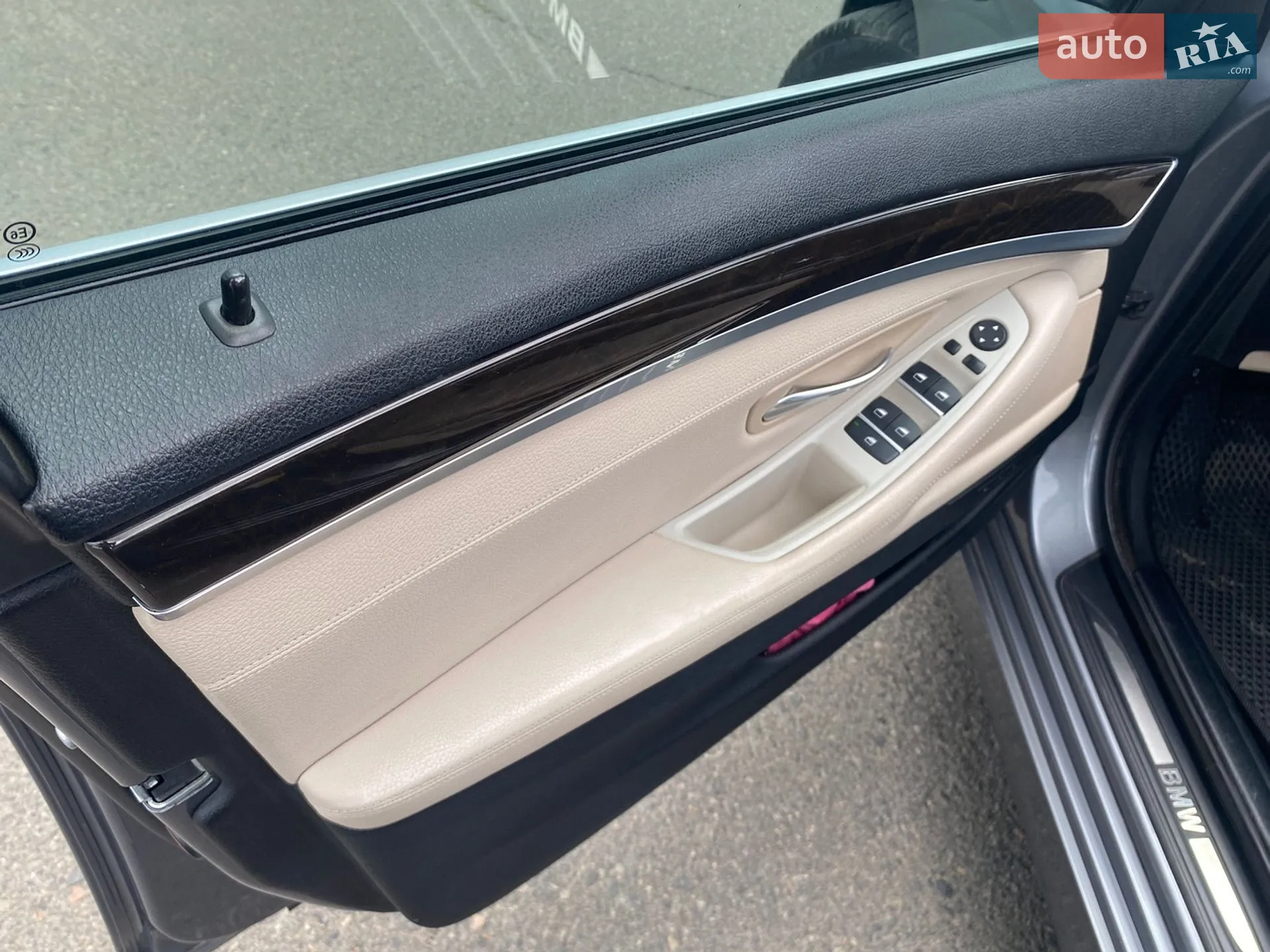 2012 BMW 5er - мініатюра 15