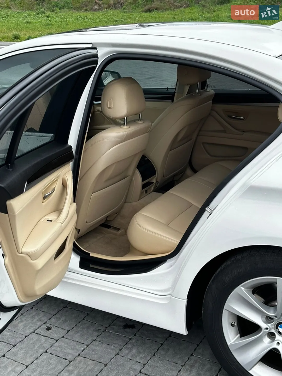 2014 BMW 5er - мініатюра 18