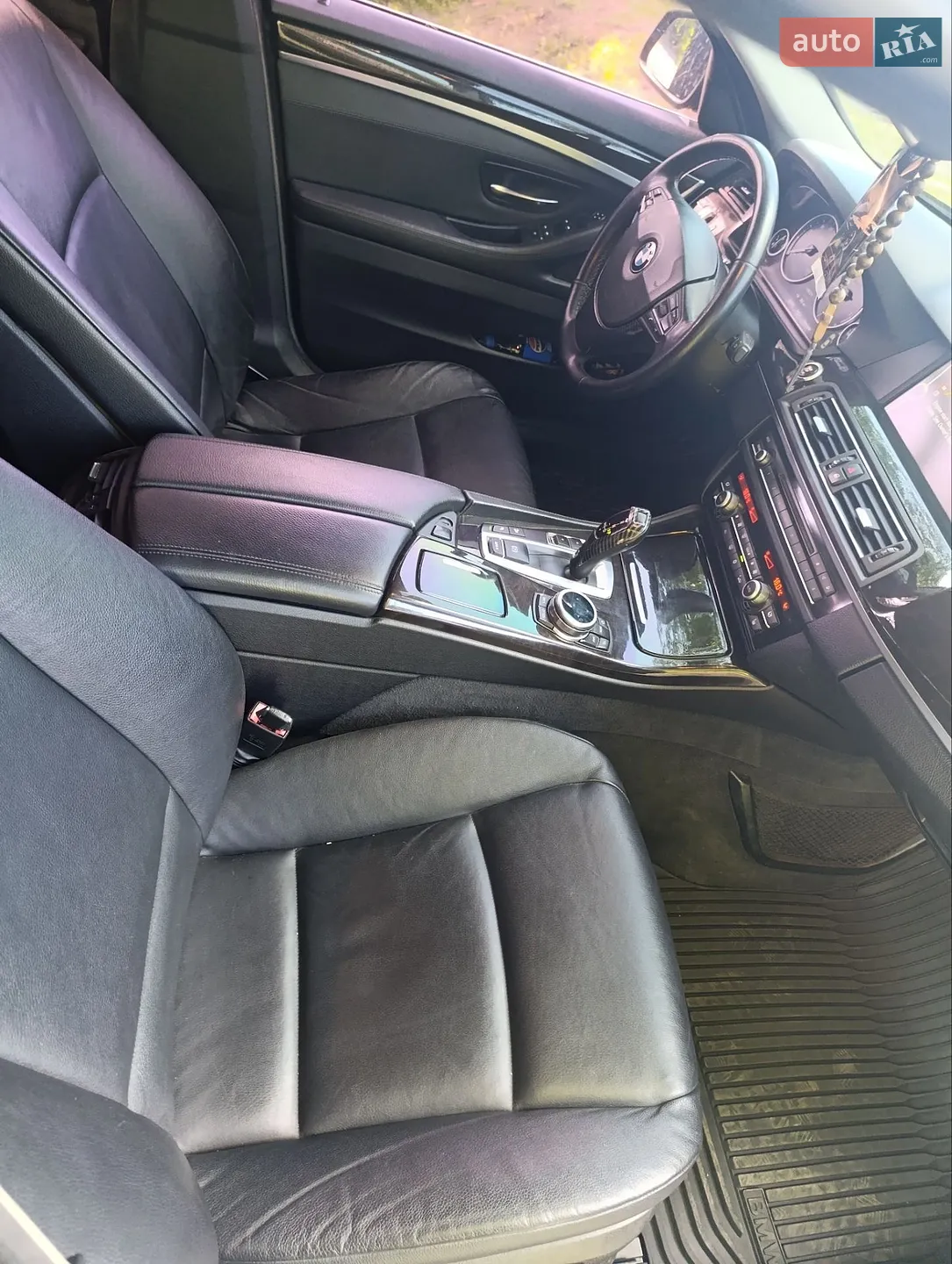 2012 BMW 5er - мініатюра 17
