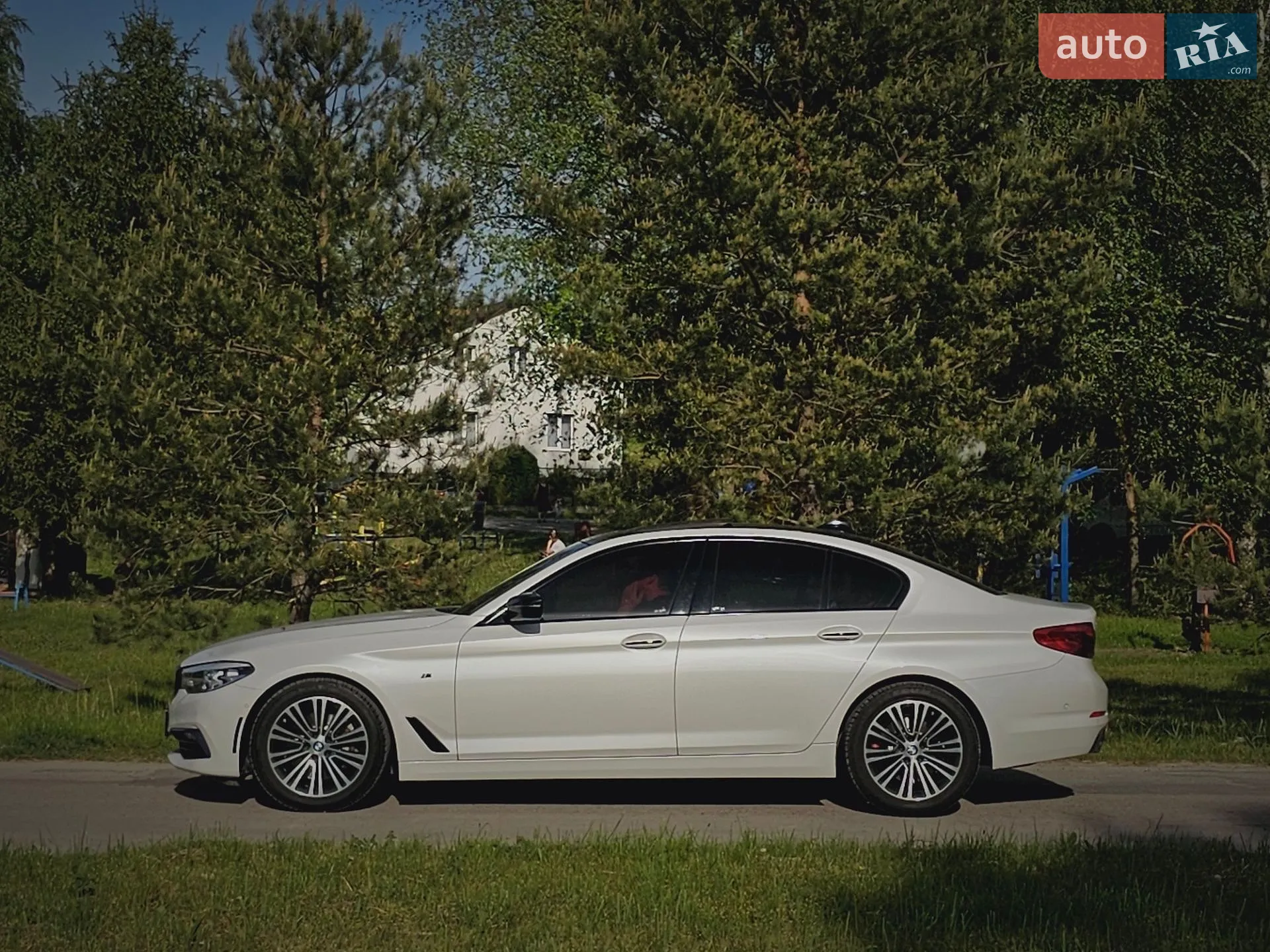 2017 BMW 5er - мініатюра 8