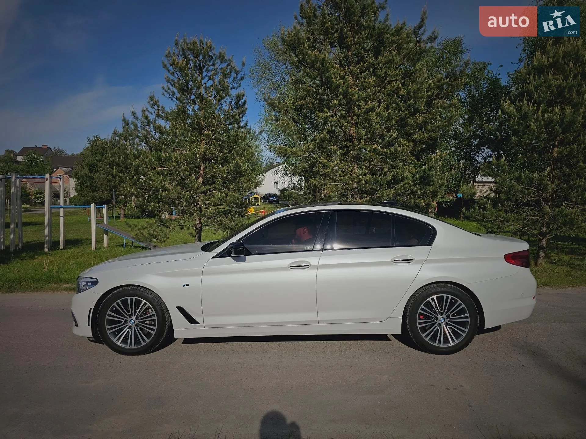 2017 BMW 5er - мініатюра 10